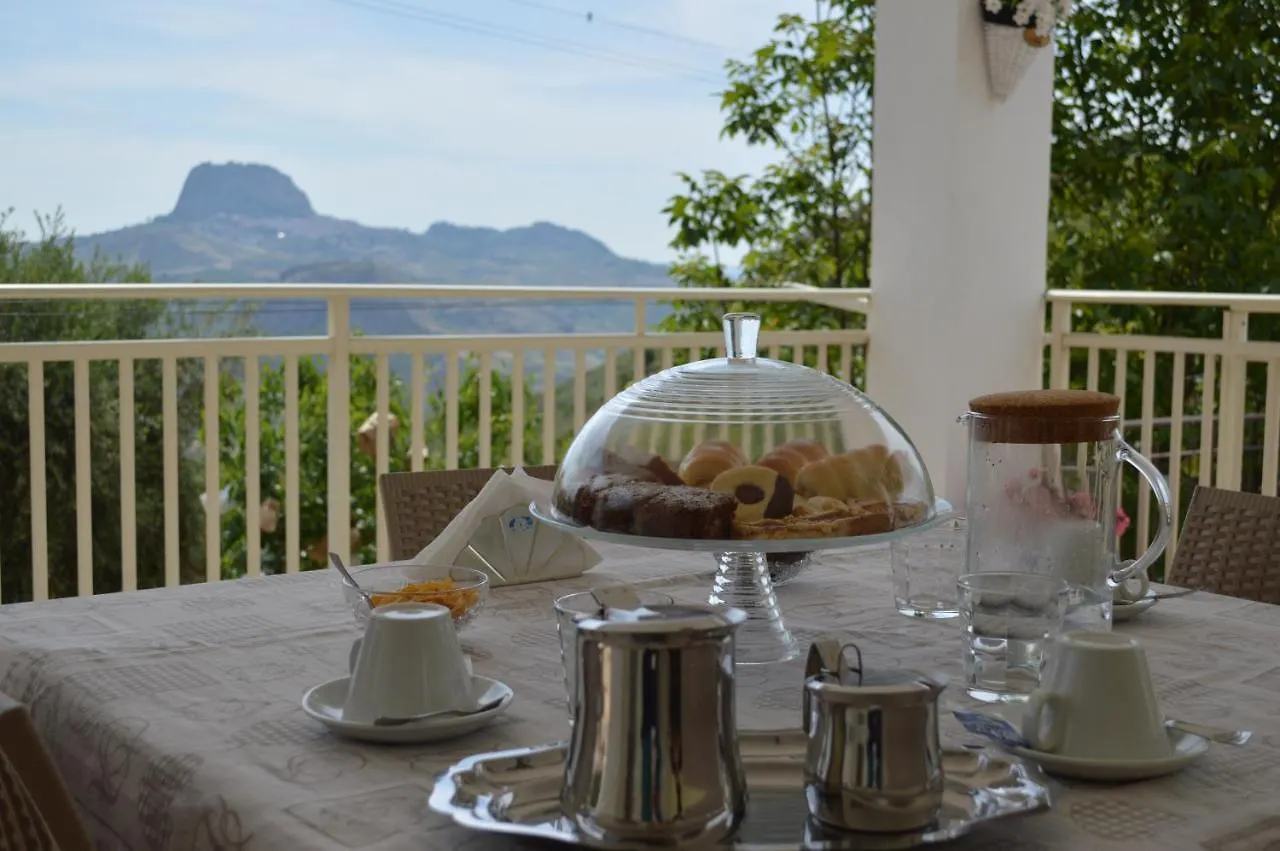 Bed And Breakfast Arcobaleno Casteltermini 0*,  Italy